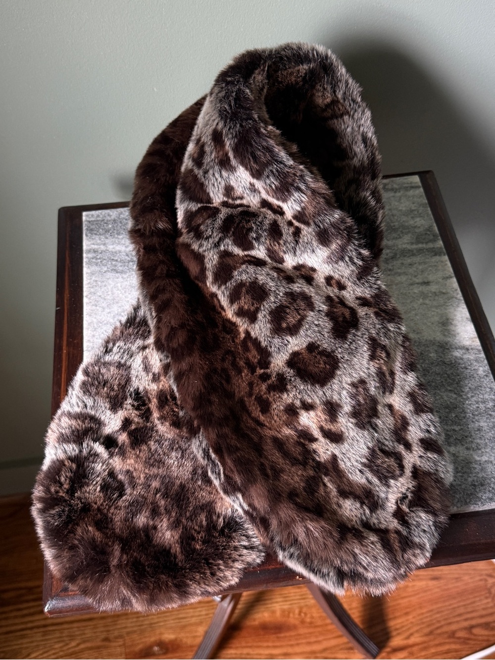 FRAAS Faux Fur Leopard Wrap Scarf
